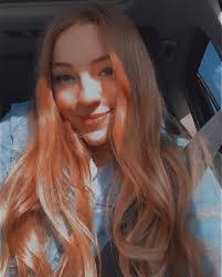 Molly Carlson's Instagram, Twitter & Facebook