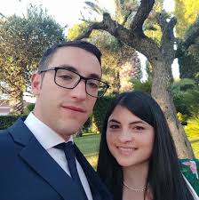 I'm in Amsterdam in the first week of April and I wanted to book tickets  for the Van Gogh museum but they're all sold out. Does this mean that there  is no