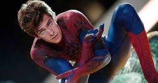 Spider Man No Way Home Andrew Garfield Responds To His Viral Pics From The Set It S Heart In 2021 Andrew Garfield Spiderman Garfield