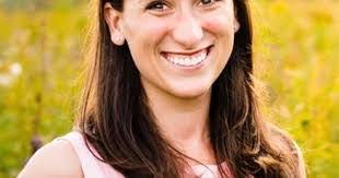 Tina Irvine's Instagram, Twitter & Facebook