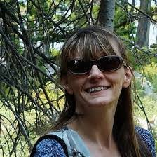 Pearl Wiese's Instagram, Twitter & Facebook