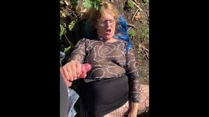 40 Second Handjob! Older woman makes me premature cum in public! MILF  Sassyjbomb