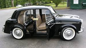 Image result for Imperial Green 1959 Datsun