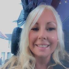 laura paterson (@lpaterson21)