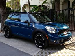 Pin By J Kraag On Autos Mini Cooper Countryman Blue Mini Cooper Mini Cooper