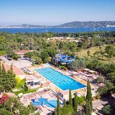 heute zeigen wir euch unseren camping domainedesnaiades in grimaud an der cotedazur von oben um euch in urla frankreich urlaub campingplatz camping