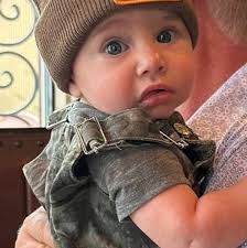 What is the fragrance used in the check-in area of Hyatt Playa del Carmen?