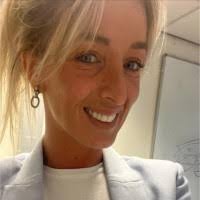 300+ 'Leslie' profiles