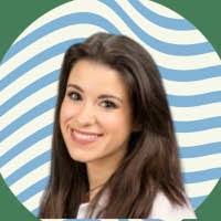 Caroline Clancy's Instagram, Twitter & Facebook