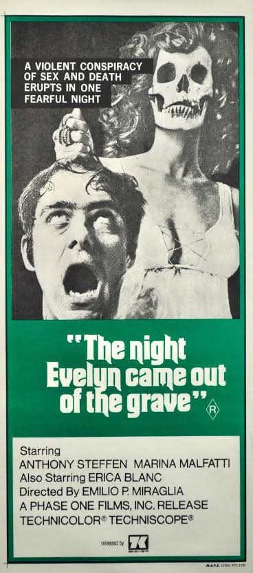 The Night Evelyn Came Out of the Grave (1971)