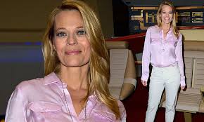 Nemesis, and picard still mourns for his old friend and. Sci Fi Pin Up Jeri Ryan Stuns In A Silk Shirt And High Waisted Trousers As She Reunites With The Cast Of Star Trek After 13 Years Daily Mail Online
