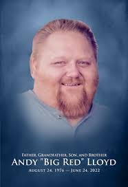 Tracie Mathis's Instagram, Twitter & Facebook