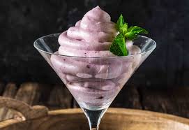 It is typically served in transparent in glass glass or bowls. Trollkrem Norwegian Lingonberry Mousse Olivia S Cuisine