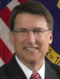 Governor answers energy questions at Wilmington summit