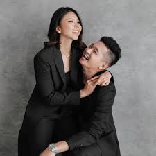 Check spelling or type a new query. 9 Foto Prewedding Greysia Polii Dari Sporty Hingga Anggun