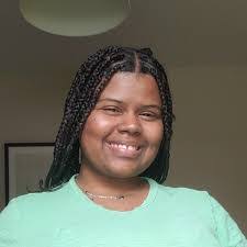 Kelly Blauvelt's Instagram, Twitter & Facebook