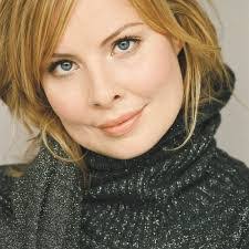 Dana Attias's Instagram, Twitter & Facebook