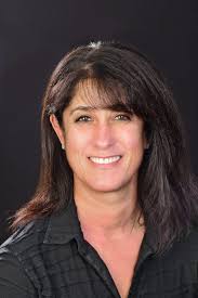 This group has gone adrift and is no longer relevant. Time to rebuild a  group dedicated exclusively to Maine Real Estate for Sale by Owner, with  unrelated content and their authors blocked.