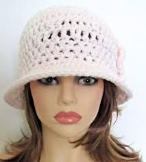 Preços baixos em Chapéus Cloche Acrílico Rosa para mulheres