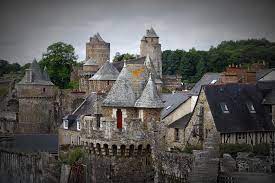 Son of guillaume de fougères and agatha du hommet. Fougeres Foto Bild France World Dacher Bilder Auf Fotocommunity