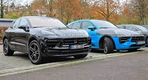 New 435bhp porsche macan turbo breaks cover at frankfurt. 2022 Porsche Macan Gets Another Facelift To Keep Ev Sibling Company Carscoops