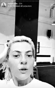 „sunt al patrulea copil al familiei buble. Foto Cum AratÄƒ Cele Mai Sexy Vedete Din Romania FÄƒrÄƒ Machiaj AdevÄƒrul Despre Chipul Lor FÄƒrÄƒ Photoshop Sau EditÄƒri Antena 1