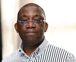 Kamanga is doing nothing. How can zanaco lose at home!! Kamanga must goooo