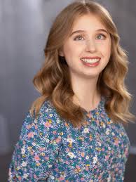 About — HOLLY L. CONNOR // Soprano