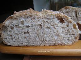 Mi Masa Madre Acaba De Cumplir Un Ano Y Hace Una Semana Tome Una Pequena Porcion Y Comence A Alimentarla Con Harina Integral Pan Con Masa Madre Pan De Espelta