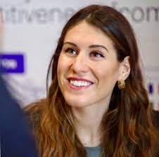 Hannah Babineau's Instagram, Twitter & Facebook