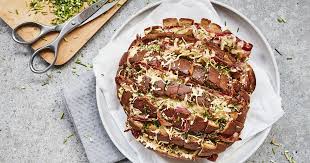 Gefulltes Brot Der Schnelle Party Klassiker Die Besten Backrezepte Mit Gelinggarantie Rezept Rezepte Lebensmittel Essen Gefulltes Brot