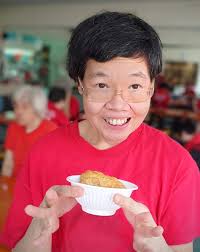 Once again, we are treated to the delicious curry puffs from Tanglin Crispy  Curry Puff Original 东陵正宗老店酥皮咖喱角! This time, the generous donation comes  from Alvin Sin Family, Ms. Lunette Lim and Ms.