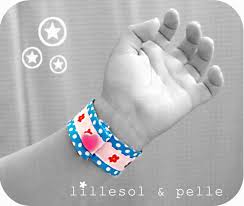 Kinder Glucklich Machen In 10 Minuten Mini Tutorial Lillesol Und Pelle Kleine Geschenke Fur Kinder Armband Kinder