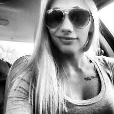 Alyssa Lothrop's Instagram, Twitter & Facebook