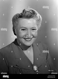 Betty warren hi-res stock photography and images