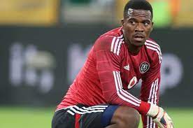 WATCH | Senzo Meyiwa supporters gather and sing outside his family home in  Umlazi | News24