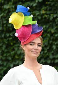 All the hats come in a range of colours and there is also the option of. Queen Elizabeth Looked Shook After A Man Removed His Top Hat To Reveal Another Tiny Hat Royal Ascot Hats Royal Ascot Fascinator