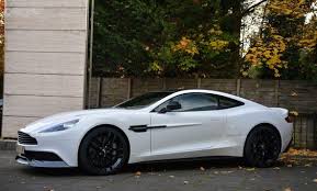 Vip Luxury White Aston Martin Vanquish Voitures Classiques Voitures De Luxe