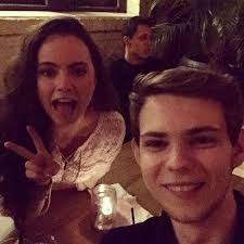 Freya Tingley Wendy Darling And Robbie Kay Peter Pan Robbie Kay Peter Pan Robbie Kay Peter Pan Ouat