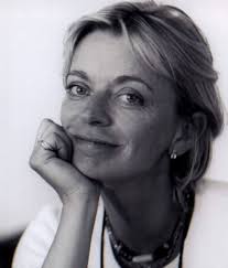 Collins Big Cat ― Alice In Wonderland: Band 16/Sapphire: Moon, Cliff:  9780008127879: Amazon.com: Books