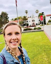 Cara Holt (@caracares817) • Instagram photos and videos