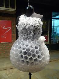 30 Weird Dresses Made Out Of Recycled Materials Crazy Dresses Recycled Dress Recycled Fashion