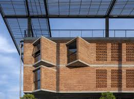 Total number of current team members an organization has on crunchbase. Pin On Public Building