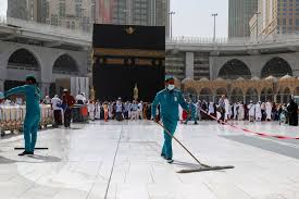 Mereka berkumpul di tengah kota makkah dan rasulullah saw menyuruh. Sempat Ditutup Masjidil Haram Dan Masjidil Nabawi Dibuka Lagi Halaman All Kompas Com