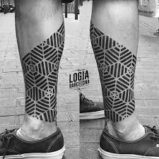 Tatuajes De Brazaletes Tatuajes Logia Barcelona Tatuajes en el pecho para chicos. tatuajes de brazaletes tatuajes logia