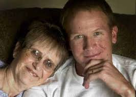 Son tracks mom down a lifetime later