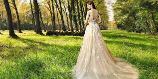 Classically beautiful, timeless and elegant there is a if you're looking for a dress to steal the show this stunning vintage ball gown adds a touch of old. Victorian Wedding Dresses Vintage Inspired Bridal Ball Gowns