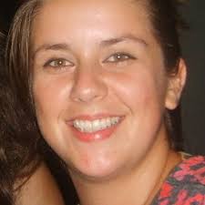 Amber Yvonne Everitt (@goodbyebooze)