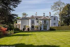A spiritualist medium holds a seance for a writer suffering from writers block but accidentally summons the spirit of his deceased first wife which leads to an increasingly complex love. Georgian Mansion Where Blither Spirit Was Filmed For Sale Daily Mail Online