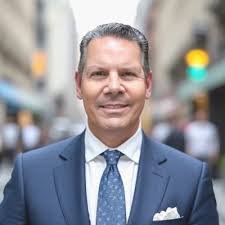 Jason Strouse's Instagram, Twitter & Facebook